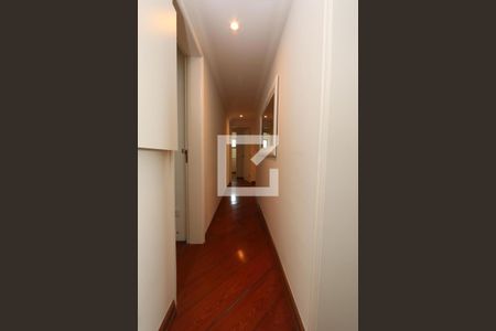 Apartamento à venda com 180m², 4 quartos e 3 vagasHall/Corredor