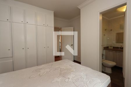 Apartamento à venda com 180m², 4 quartos e 3 vagasSuíte 2