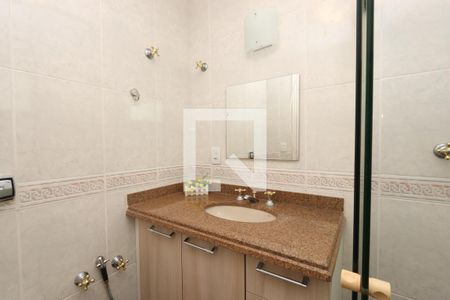 Apartamento à venda com 180m², 4 quartos e 3 vagasBanheiro da Suíte 2