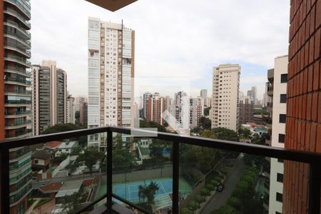 Apartamento à venda com 180m², 4 quartos e 3 vagasSacada da Suíte Master