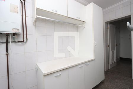 Apartamento à venda com 180m², 4 quartos e 3 vagasLavanderia