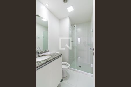 Apartamento para alugar com 65m², 2 quartos e 1 vaga Apartamento para alugar com 65m², 2 quartos e 1 vagaBanheiro Social