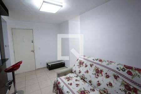 Sala de apartamento à venda com 2 quartos, 45m² em Jardim Santa Teresinha, São Paulo