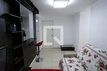 Sala de apartamento à venda com 2 quartos, 45m² em Jardim Santa Teresinha, São Paulo