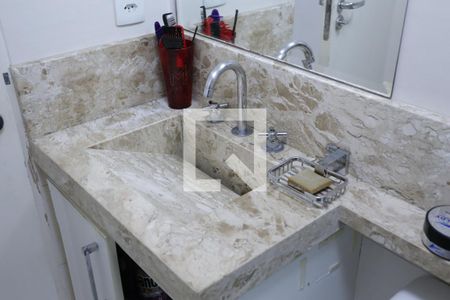 Apartamento à venda com 45m², 2 quartos e 1 vagaBanheiro