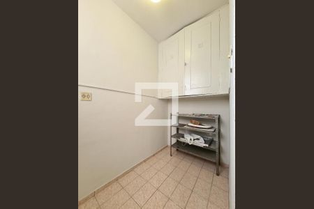 Apartamento para alugar com 70m², 2 quartos e 1 vaga Apartamento para alugar com 70m², 2 quartos e 1 vagaQuarto de Serviço