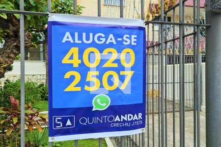 Apartamento para alugar com 70m², 2 quartos e 1 vaga Apartamento para alugar com 70m², 2 quartos e 1 vagaPlaca de Aluga-se