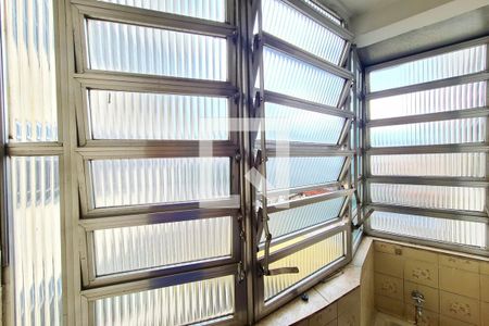 Apartamento para alugar com 70m², 2 quartos e 1 vaga Apartamento para alugar com 70m², 2 quartos e 1 vagaÁrea de Serviço