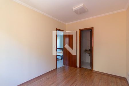 Casa de condomínio para alugar com 255m², 4 quartos e 4 vagasQuarto 2