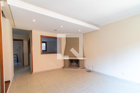 Casa de condomínio para alugar com 255m², 4 quartos e 4 vagasSala