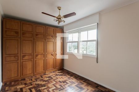 Quarto 1 de apartamento para alugar com 2 quartos, 67m² em Petrópolis, Porto Alegre
