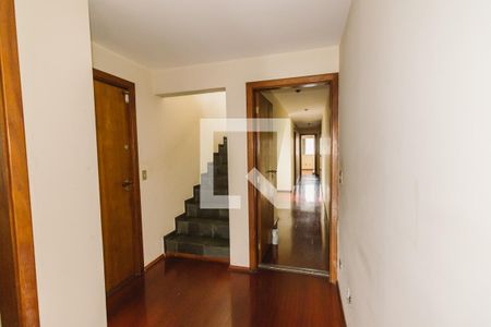 Corredor de apartamento para alugar com 4 quartos, 390m² em Perdizes, São Paulo