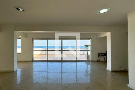 Apartamento à venda com 150m², 3 quartos e sem vaga Apartamento à venda com 150m², 3 quartos e sem vagaÁrea comum - Salão de festas