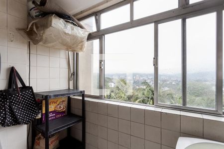 Apartamento para alugar com 77m², 2 quartos e 1 vagaÁrea de Serviço