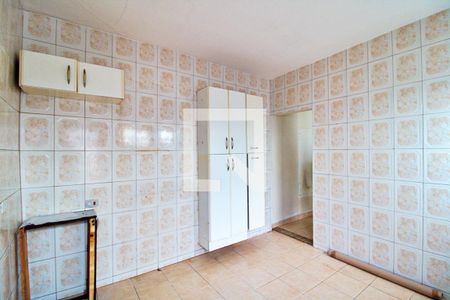 Casa à venda com 330m², 2 quartos e 1 vagaCozinha