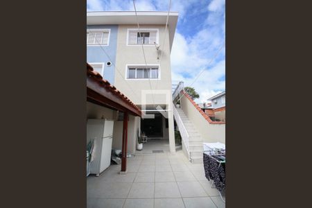 Casa à venda com 235m², 3 quartos e 2 vagasChurrasqueira 