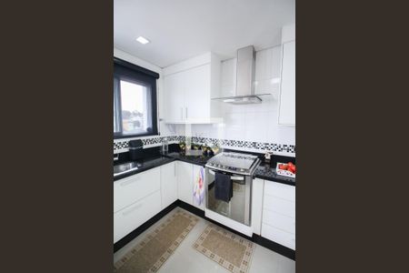 Casa à venda com 235m², 3 quartos e 2 vagasCozinha