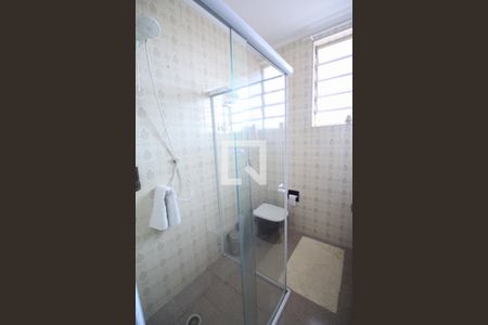 Casa à venda com 235m², 3 quartos e 2 vagasBanheiro Social