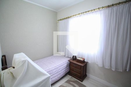 Casa à venda com 235m², 3 quartos e 2 vagasQuarto 2