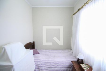 Casa à venda com 235m², 3 quartos e 2 vagasQuarto 2