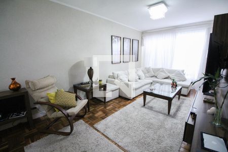 Sala de casa à venda com 3 quartos, 235m² em Parque Maria Domitila, São Paulo