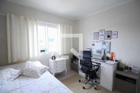 Casa à venda com 235m², 3 quartos e 2 vagasQuarto 1