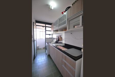Apartamento à venda com 58m², 2 quartos e 1 vagaCozinha