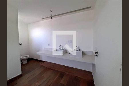 Casa à venda com 3 quartos, 500m² em Barra da Tijuca, Rio de Janeiro