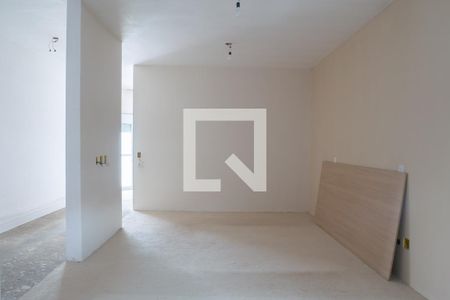 Casa de condomínio à venda com 614m², 5 quartos e 3 vagas Casa de condomínio à venda com 614m², 5 quartos e 3 vagasSuíte 2