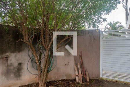 Casa de condomínio à venda com 614m², 5 quartos e 3 vagas Casa de condomínio à venda com 614m², 5 quartos e 3 vagasÁrea Externa