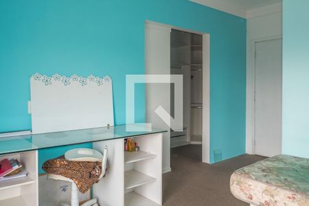 Casa de condomínio à venda com 614m², 5 quartos e 3 vagas Casa de condomínio à venda com 614m², 5 quartos e 3 vagasSuíte 3