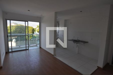 Sala  de apartamento à venda com 2 quartos, 55m² em Pechincha, Rio de Janeiro