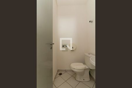 Casa para alugar com 220m², 2 quartos e 6 vagas Casa para alugar com 220m², 2 quartos e 6 vagasSuíte