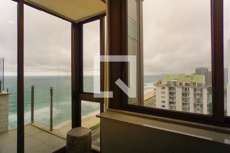 Suíte de apartamento para alugar com 3 quartos, 140m² em Barra da Tijuca, Rio de Janeiro