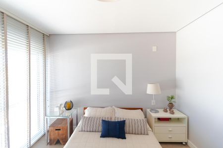 Casa de condomínio à venda com 184m², 3 quartos e 4 vagas Casa de condomínio à venda com 184m², 3 quartos e 4 vagasSuite 02