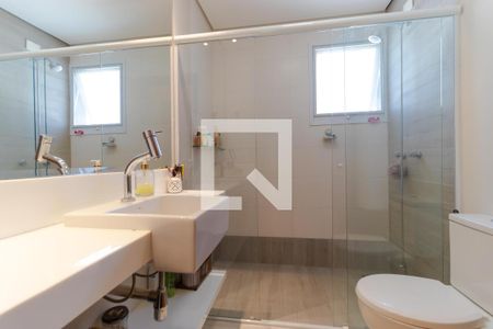 Casa de condomínio à venda com 184m², 3 quartos e 4 vagas Casa de condomínio à venda com 184m², 3 quartos e 4 vagasBanheiro da Suite 02