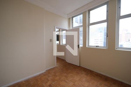 Quarto de apartamento para alugar com 1 quarto, 40m² em Centro, Curitiba