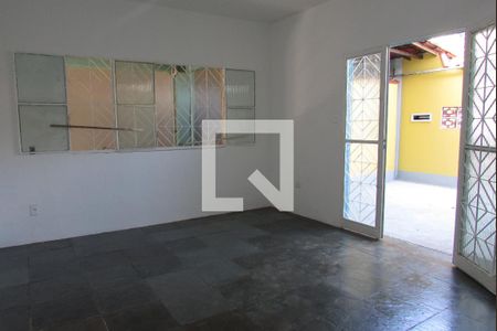 Sala de Casa com 2 quartos, 150m² Campo Grande