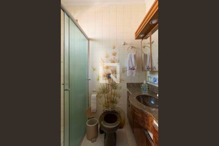 Casa à venda com 210m², 3 quartos e 4 vagasBanheiro Suíte