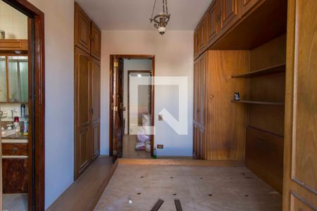 Casa à venda com 210m², 3 quartos e 4 vagasSuíte