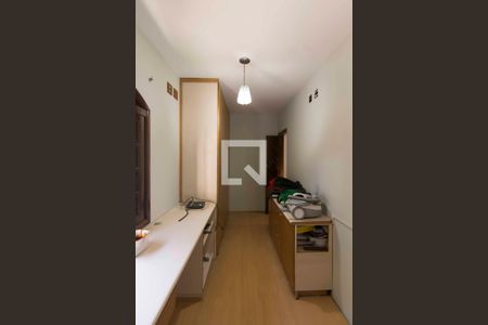 Casa à venda com 210m², 3 quartos e 4 vagasQuarto 2