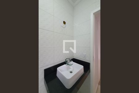 Banheiro da suíte 1 de apartamento para alugar com 2 quartos, 66m² em Vila Monumento, São Paulo