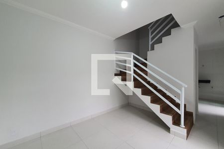 Sala de apartamento para alugar com 2 quartos, 66m² em Vila Monumento, São Paulo