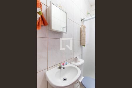 Casa de condomínio à venda com 60m², 2 quartos e 1 vagaBanheiro