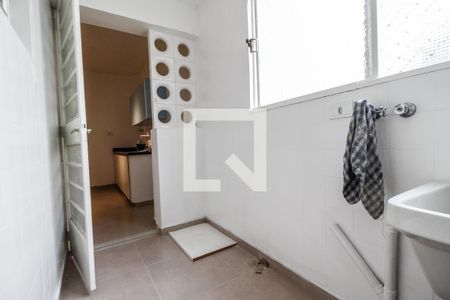 Apartamento para alugar com 120m², 3 quartos e 1 vagaÁrea de serviço