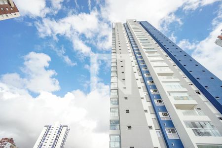 Apartamento à venda com 65m², 1 quarto e 1 vagaFachada