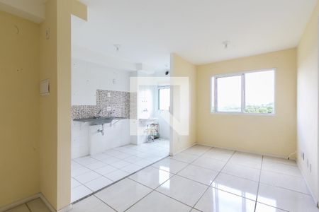 Sala  de apartamento à venda com 2 quartos, 47m² em Itaquera, São Paulo