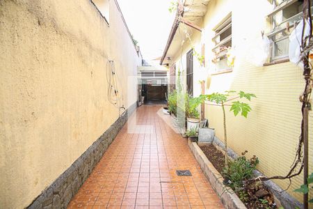 Casa à venda com 240m², 5 quartos e 4 vagasÁrea Externa