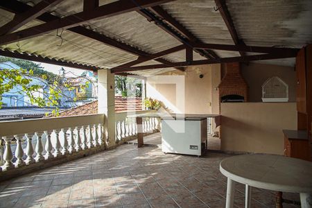 Casa à venda com 240m², 5 quartos e 4 vagasTerraço