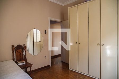Casa à venda com 240m², 5 quartos e 4 vagasQuarto 3